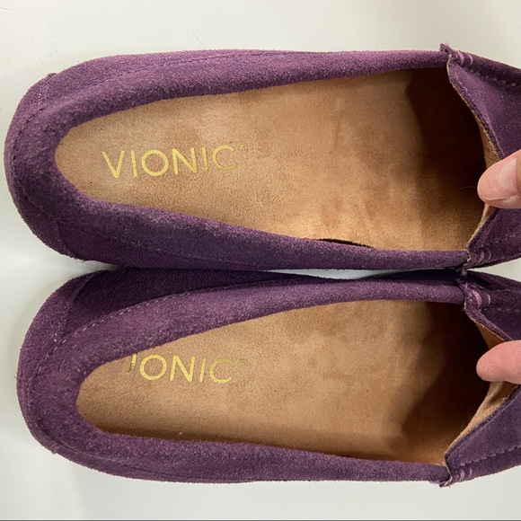 Vionic Chill Debbie Suede Loafers Flats Size 6 Purple Plum - Picture 6 of 9